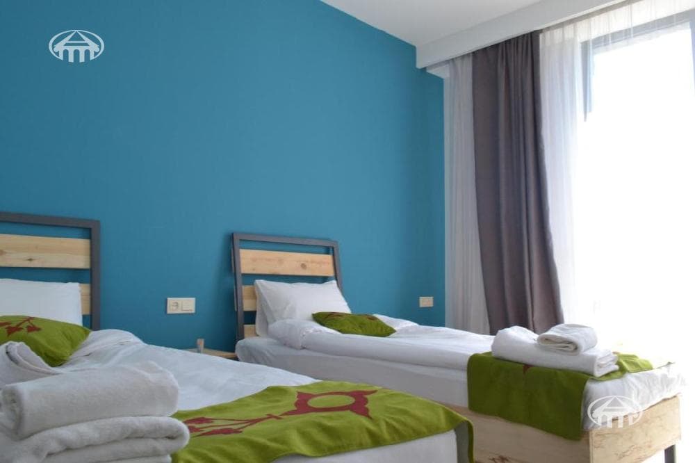 Hotel · 561 m² · Dsegh