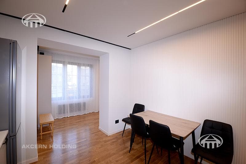 Apartment · 2 rooms · 60 m² · Kentron