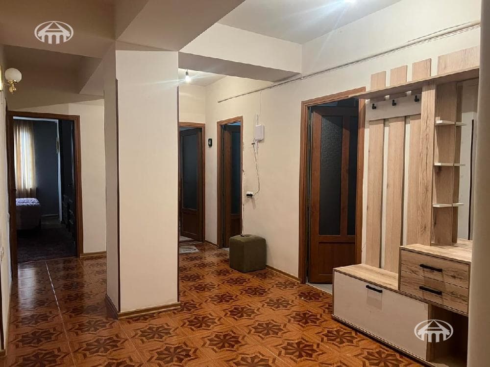 Квартира · 3 комн. · 90 м² · Малатия-Себастия