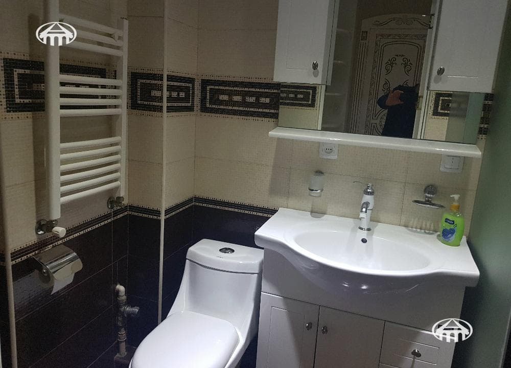 Квартира · 1 комн. · 52 м² · Кентрон
