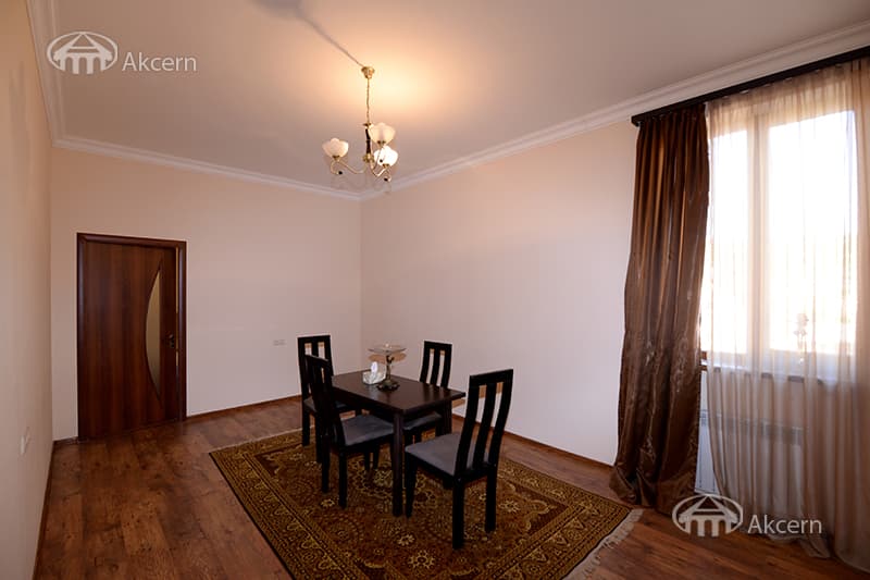 Բնակարան · 3 սեն. · 90 մ² · Կենտրոն — Լուսանկար 6 / 34