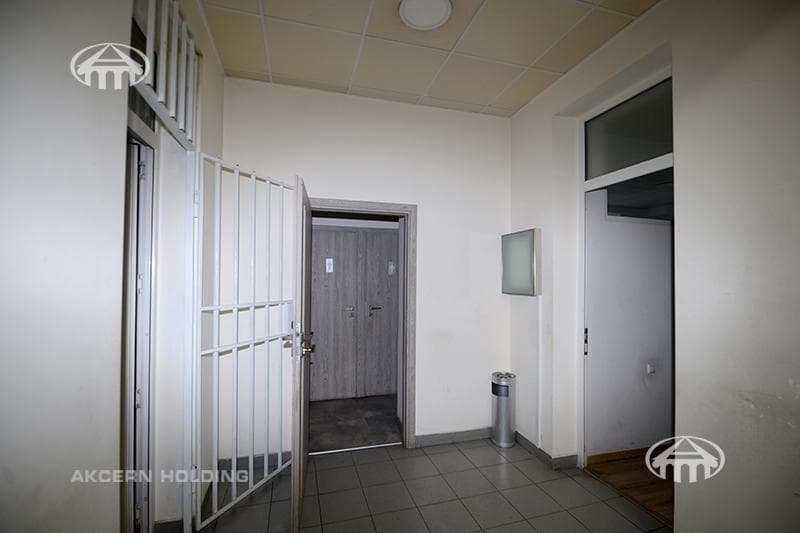 Офис · 1 036 м² · Арабкир