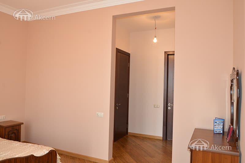 Особняк · 7 комн. · 406 м² · Норк-Мараш