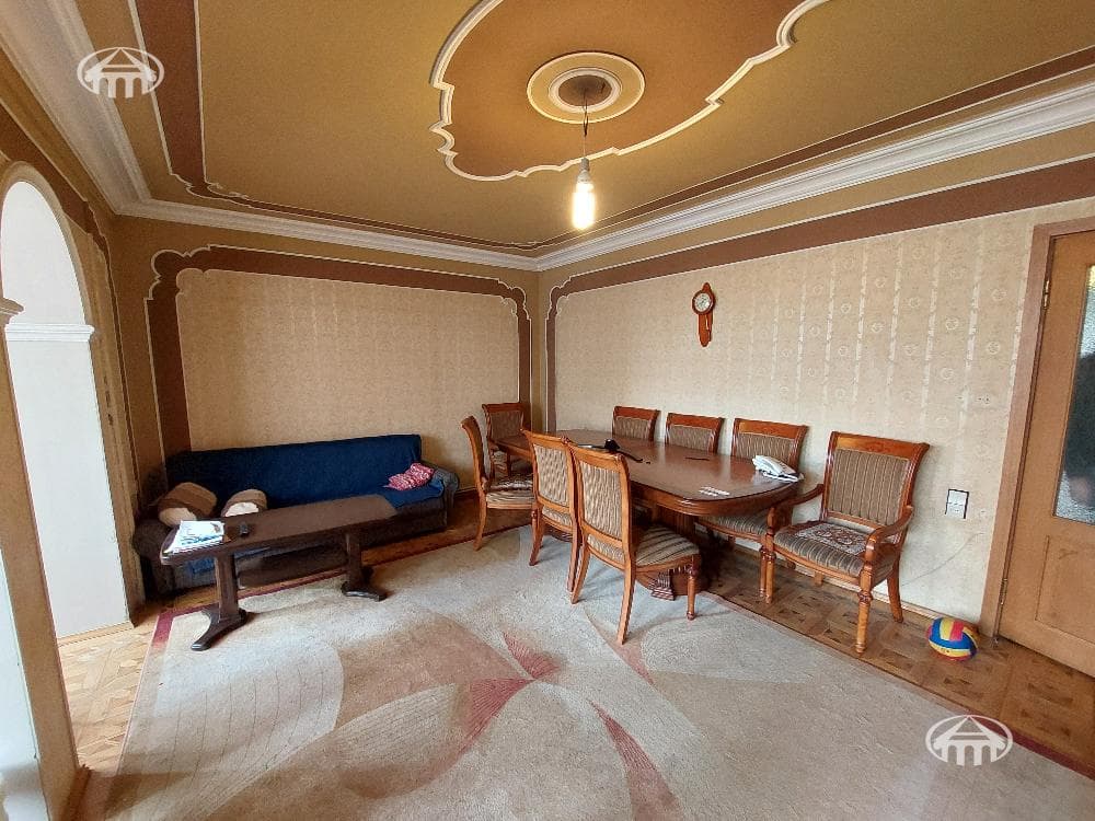 Квартира · 3 комн. · 96 м² · Давташен