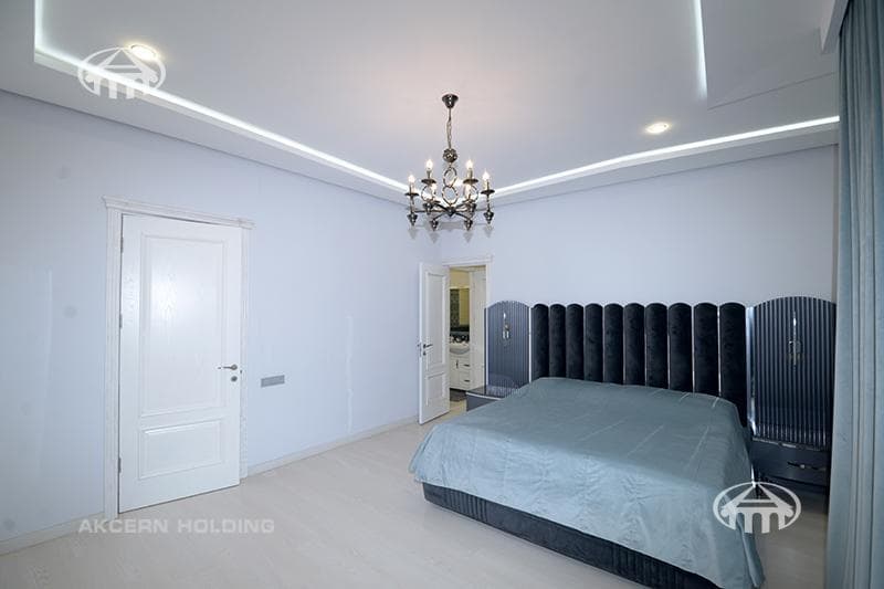 House · 6 rooms · 567 m² · Ajapnyak