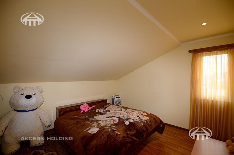 Mansion · 9 rooms · 385 m² · Kanaker-Zeytun