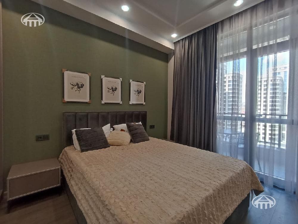 Квартира · 2 комн. · 57 м² · Кентрон