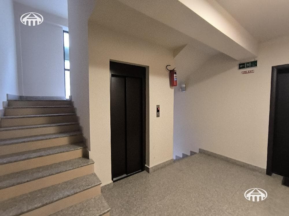 Apartment · 4 rooms · 117 m² · Kentron