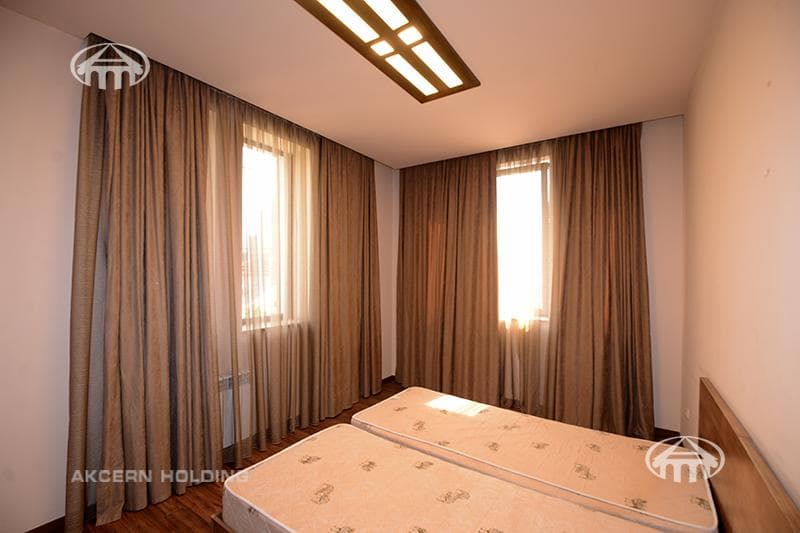 Mansion · 5 rooms · 388 m² · Arabkir