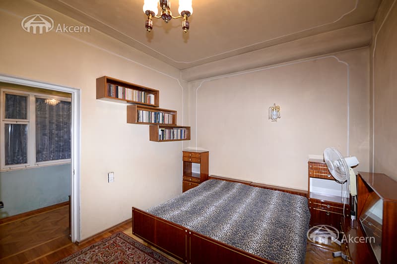 Дом · 7 комн. · 557 м² · Кентрон