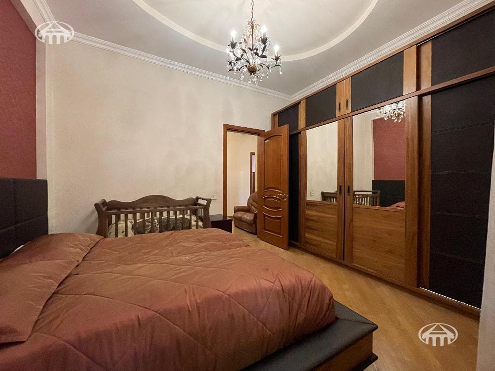 Квартира · 3 комн. · 92 м² · Арабкир