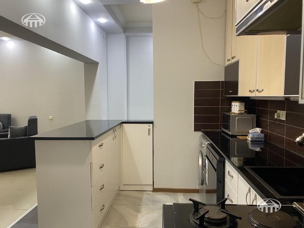 Квартира · 3 комн. · 105 м² · Арабкир