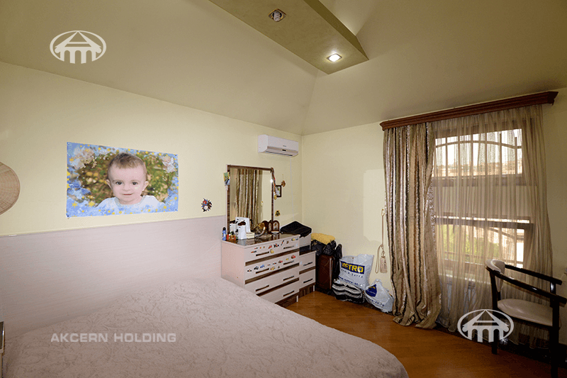 Apartment · 5 rooms · 210 m² · Kentron