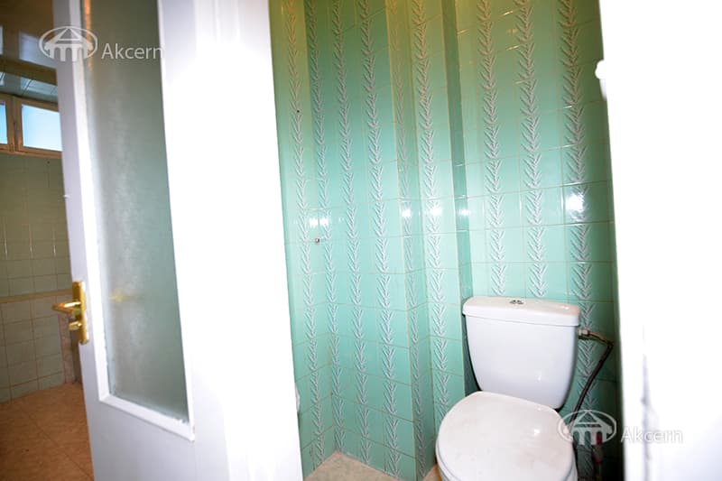 Apartment · 3 rooms · 121 m² · Kentron