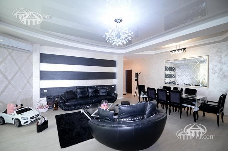 Apartment · 3 rooms · 112 m² · Kentron