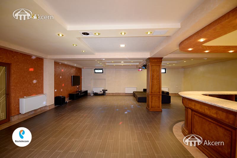 Mansion · 7 rooms · 729 m² · v. Arinj