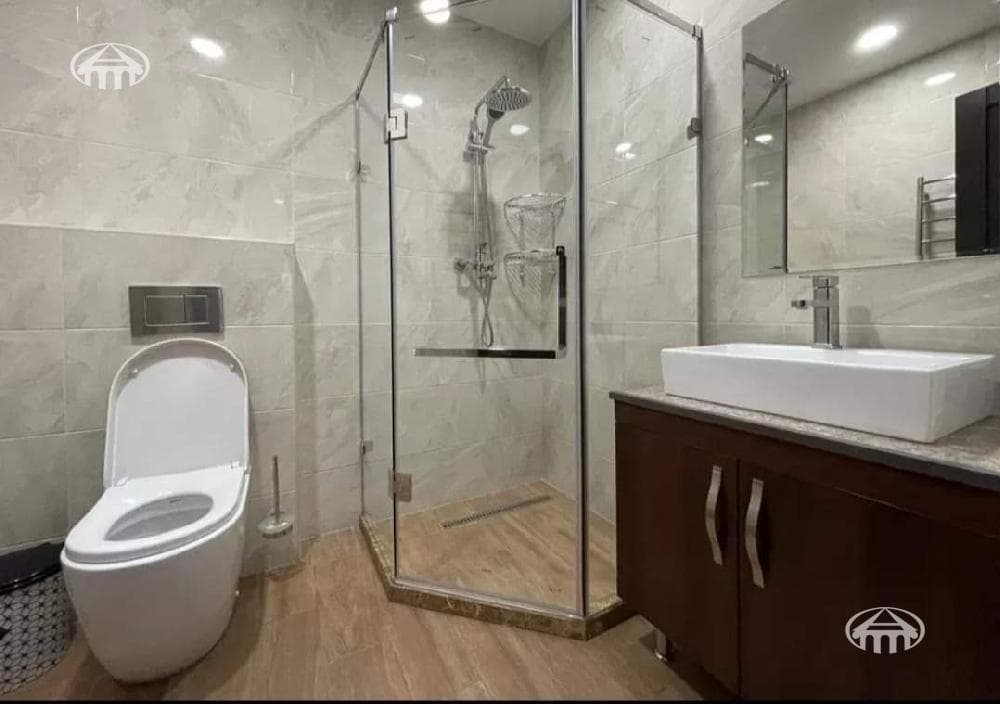 Apartment · 2 rooms · 53 m² · Kentron