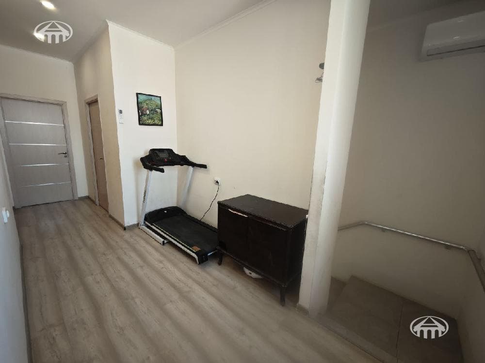 Mansion · 5 rooms · 262 m² · Jrvej