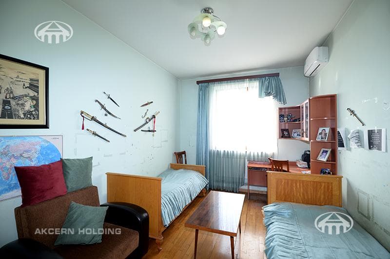Mansion · 9 rooms · 560 m² · Kentron