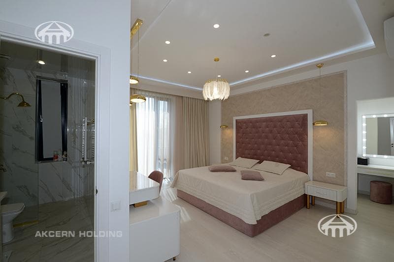 House · 6 rooms · 567 m² · Ajapnyak