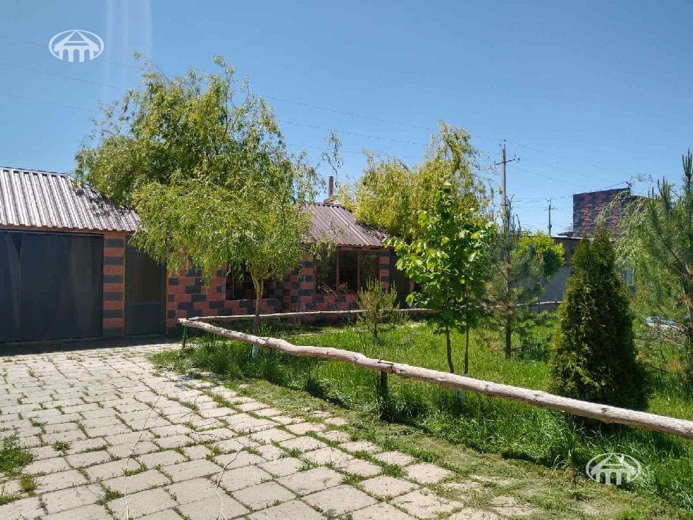 Այլ · 130 մ² · Արզնի