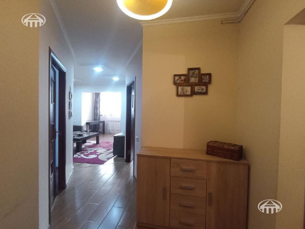 Квартира · 2 комн. · 54 м² · Давташен
