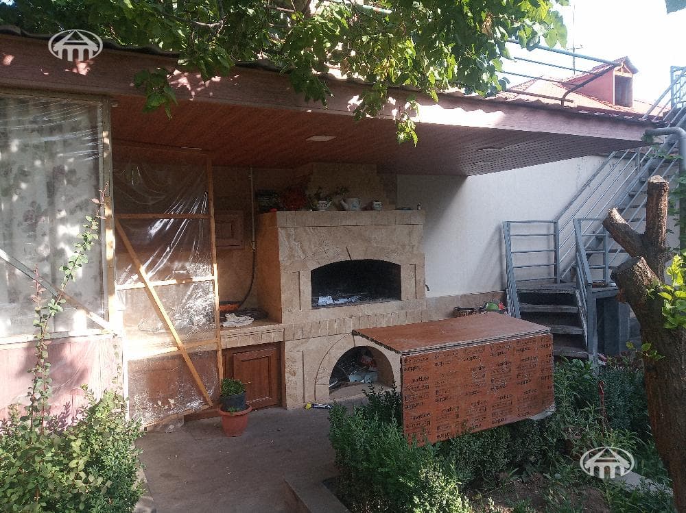 Особняк · 5 комн. · 444 м² · Канакер-Зейтун