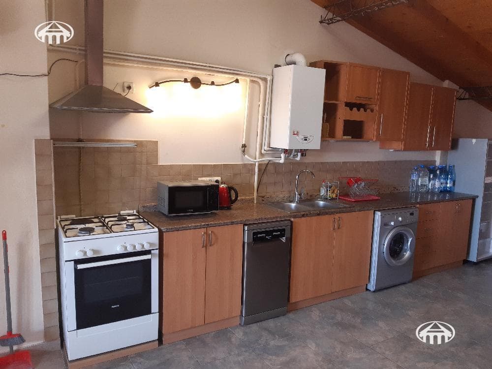 Квартира · 3 комн. · 79 м² · Арабкир