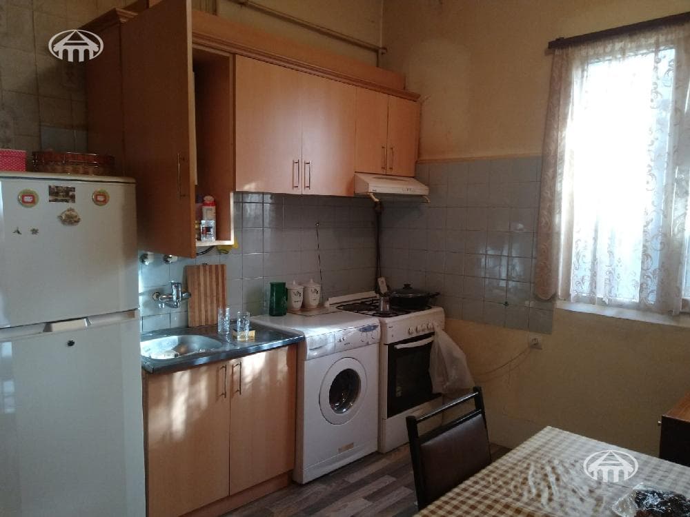 Дом · 2 комн. · 121 м² · Арабкир