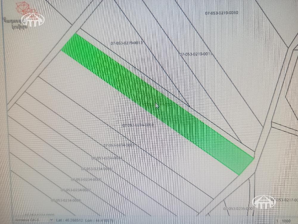 Land · 2,800 m² · Proshyan