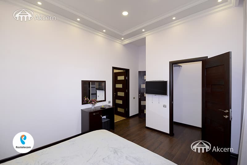Особняк · 8 комн. · 520 м² · с. Ариндж