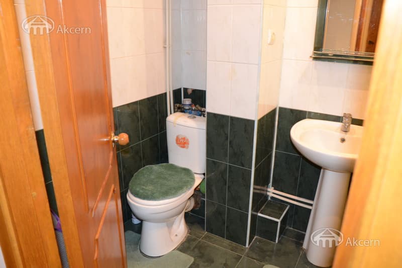 Apartment · 2 rooms · 70 m² · Kentron