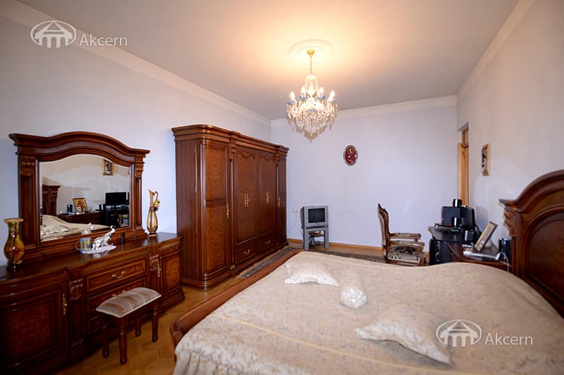 Retail · 608 m² · Malatia-Sebastia