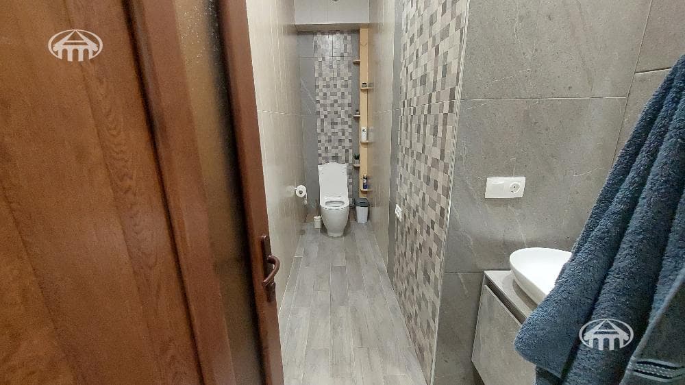 Mansion · 5 rooms · 600 m² · Davtashen