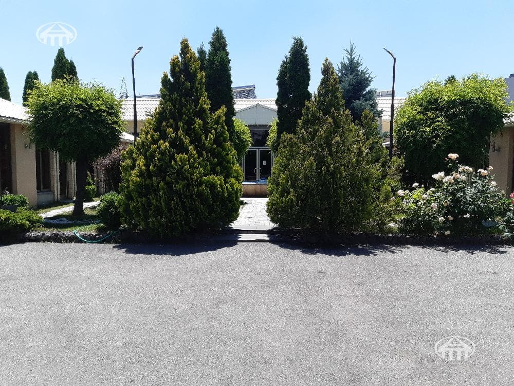 Restaurant · 590 m² · Djrvej