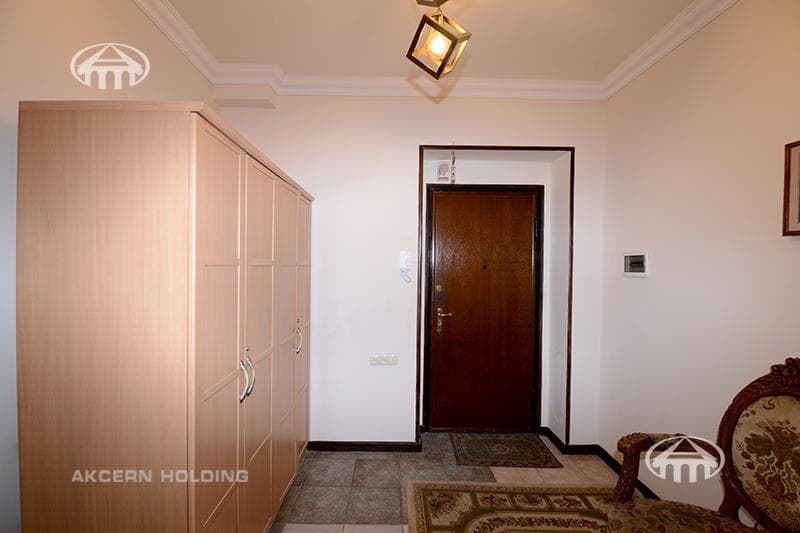 Квартира · 4 комн. · 177 м² · Кентрон