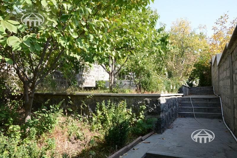 House · 3 rooms · 170 m² · Arabkir