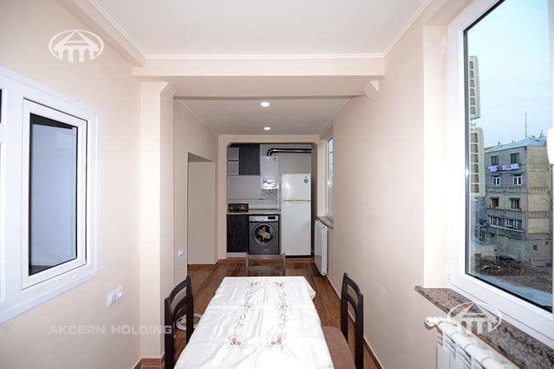 Apartment · 4 rooms · 102 m² · Kentron