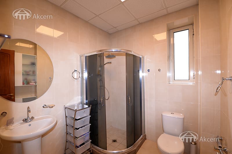 Apartment · 4 rooms · 164 m² · Kentron