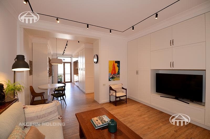 Apartment · 3 rooms · 99 m² · Kentron
