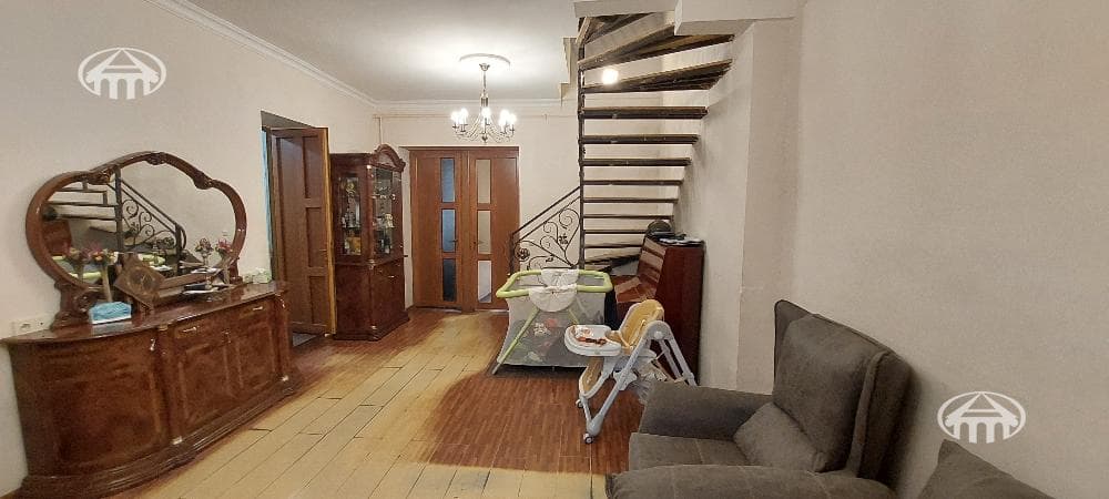 Дом · 6 комн. · 340 м² · Канакер-Зейтун