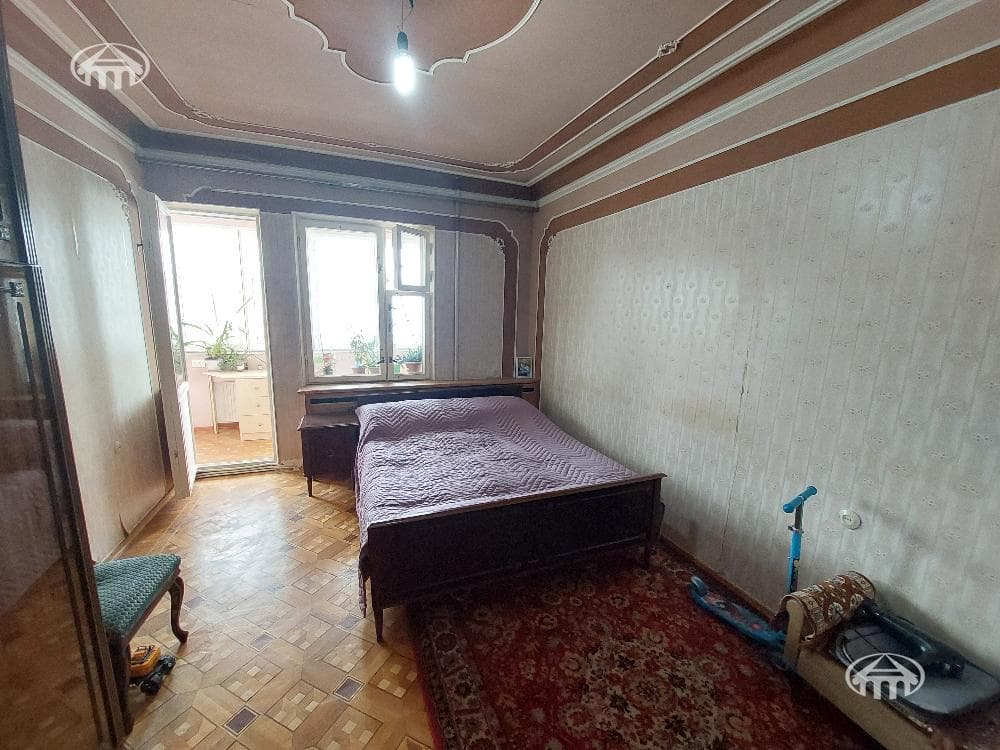 Квартира · 3 комн. · 96 м² · Давташен