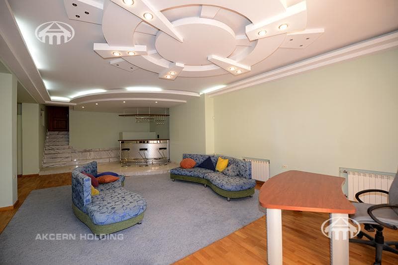 Особняк · 6 комн. · 817 м² · Арабкир