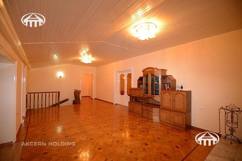 Особняк · 9 комн. · 605 м² · Норк-Мараш