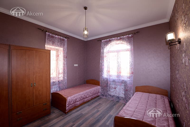 Բնակարան · 3 սեն. · 130 մ² · Ջրվեժ