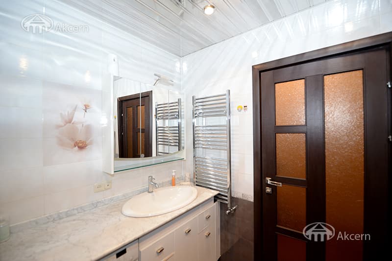 Квартира · 5 комн. · 200 м² · Кентрон — фото 38 из 41