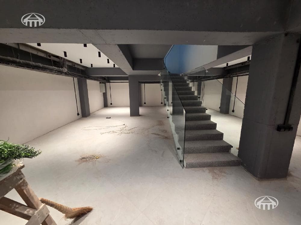 Office · 630 m² · Ajapnyak