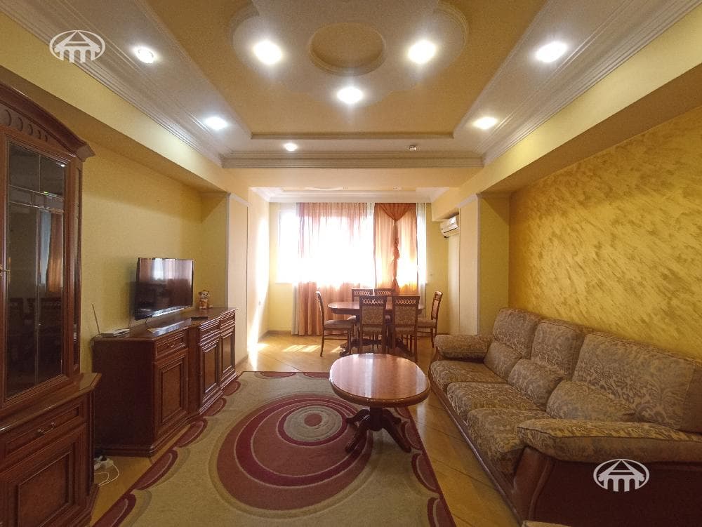 Квартира · 3 комн. · 94 м² · Кентрон