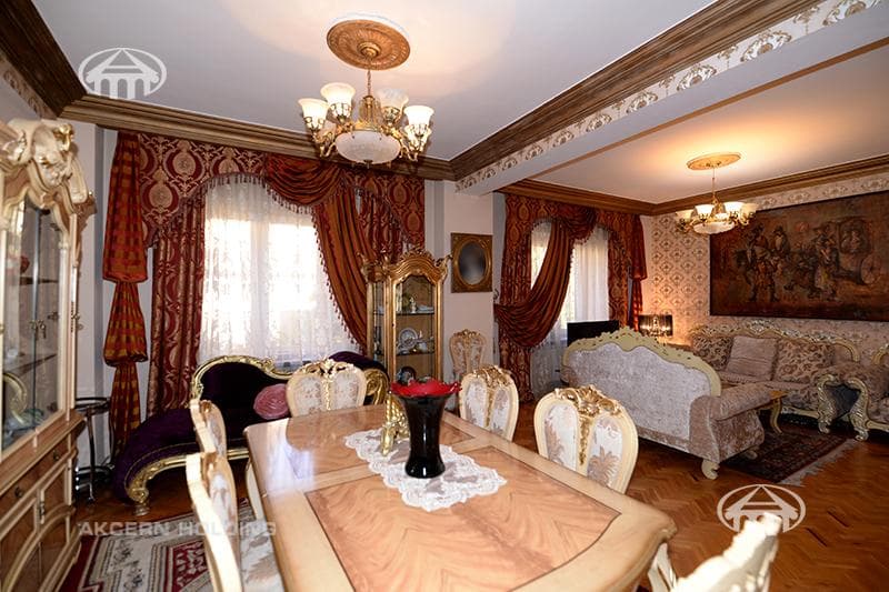 Բնակարան · 4 սեն. · 154 մ² · Կենտրոն