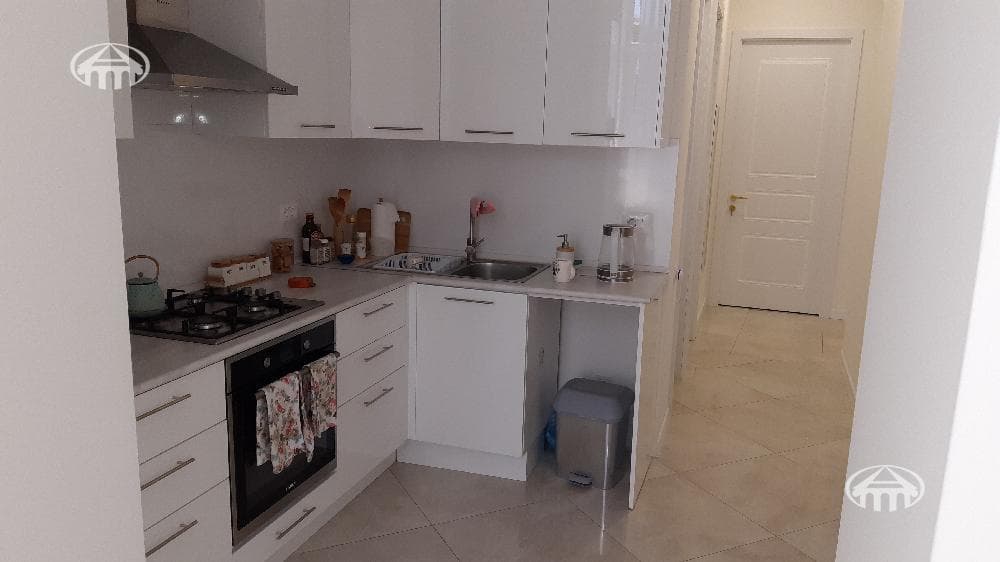 Apartment · 2 rooms · 68 m² · Kentron — photo 8 / 13